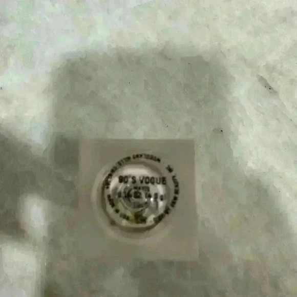 Nwob KKW 90’s Vogue Matte Lipstick - Picture 5 of 6